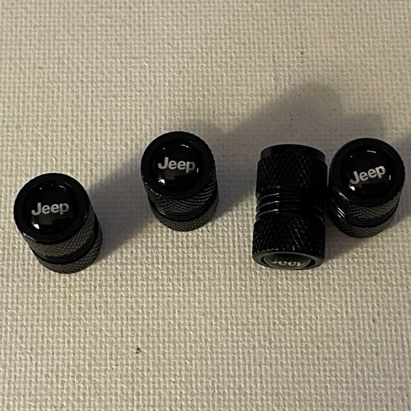 Jeep Valve Stem Caps in Black set of 4 NWT - Picture 1 of 4